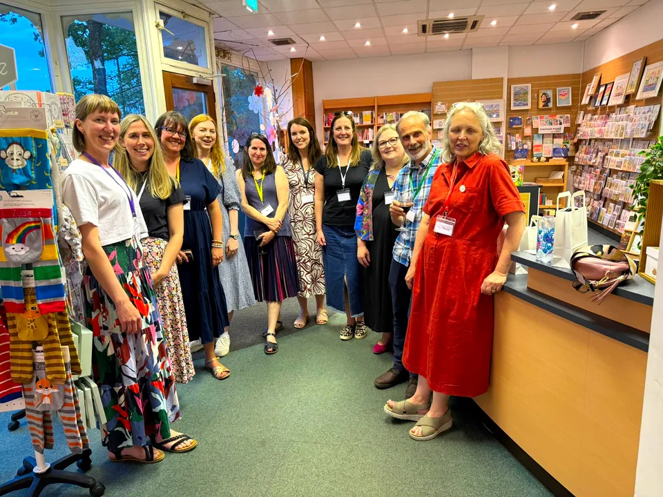Early Life volunteers